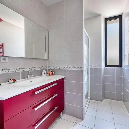 Pour 15 A 700m De La Ferienhaus La Plaine-sur-Mer