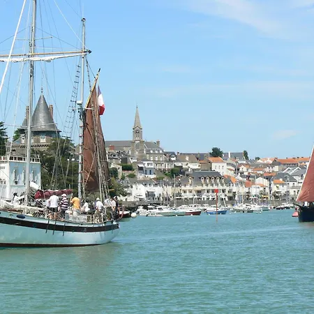 Pour 15 A 700m De La